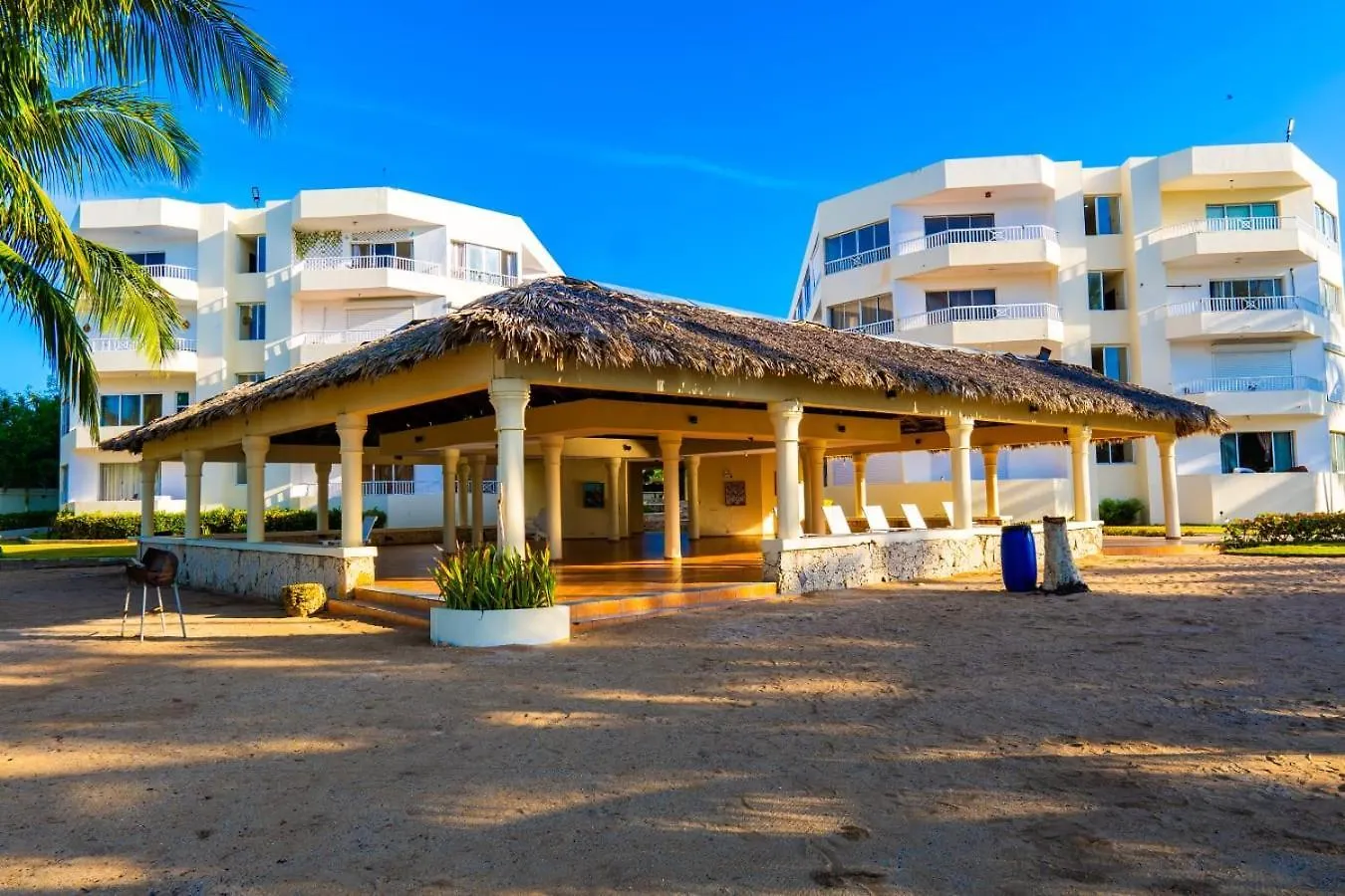 Oceanparadise To You Albatro L Y Ll Juan Dolio Apartahotel