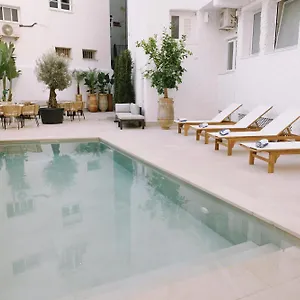 apartamentos-buendia-suites-centro.es-andalucia.com/